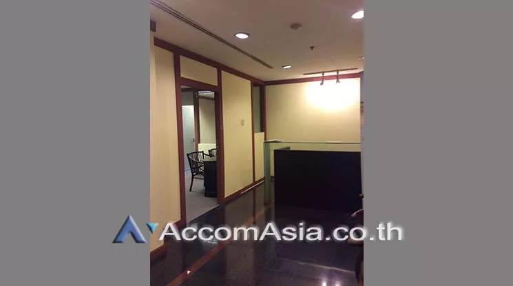 8  Office Space for rent and sale in Sukhumvit ,Bangkok BTS Phrom Phong at Richmond Building AA11492